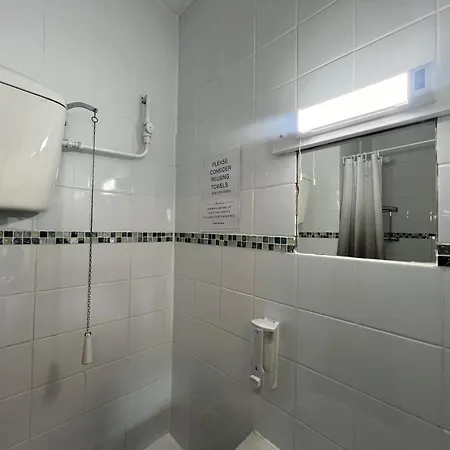 Self Check In Room Accommodation Only The Castle, Coldstream Exterior photo