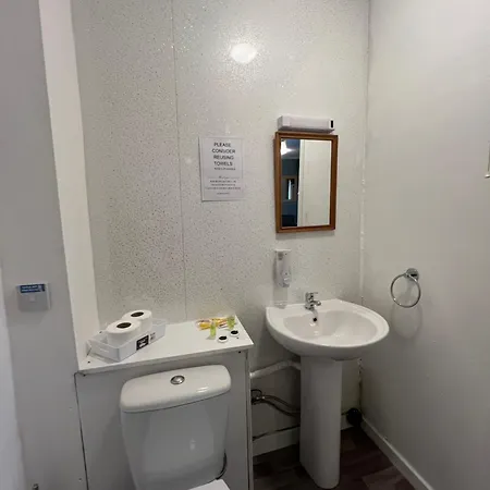 Self Check In Room Accommodation Only The Castle, Coldstream Exterior photo