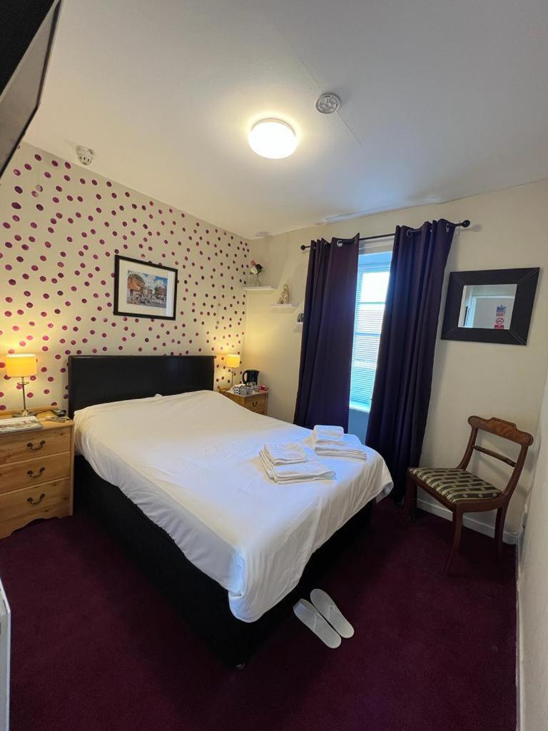 Self Check In Only The Castle, 2* Coldstream