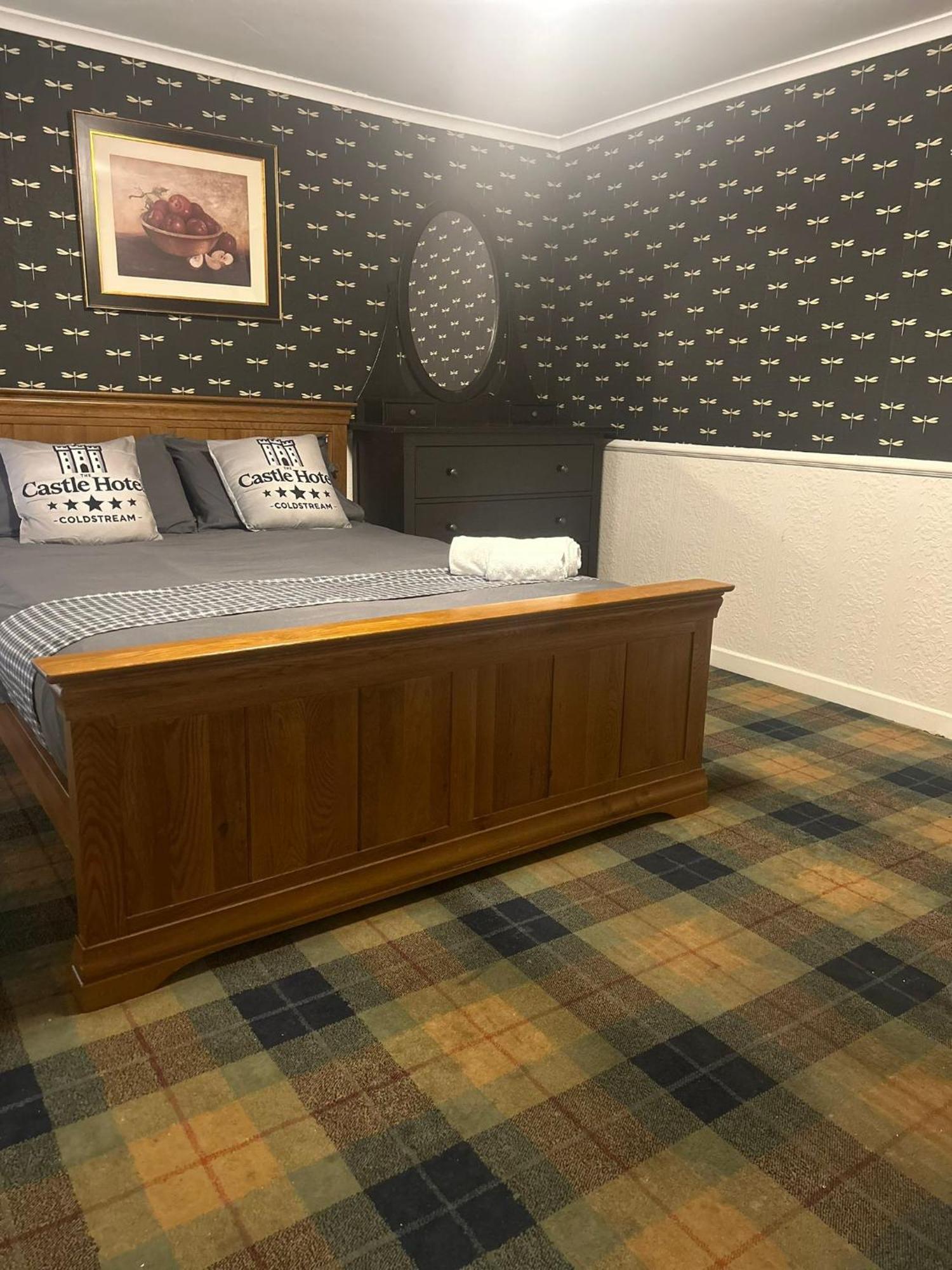 Bed & Breakfast Self Check In Only The Castle, Coldstream