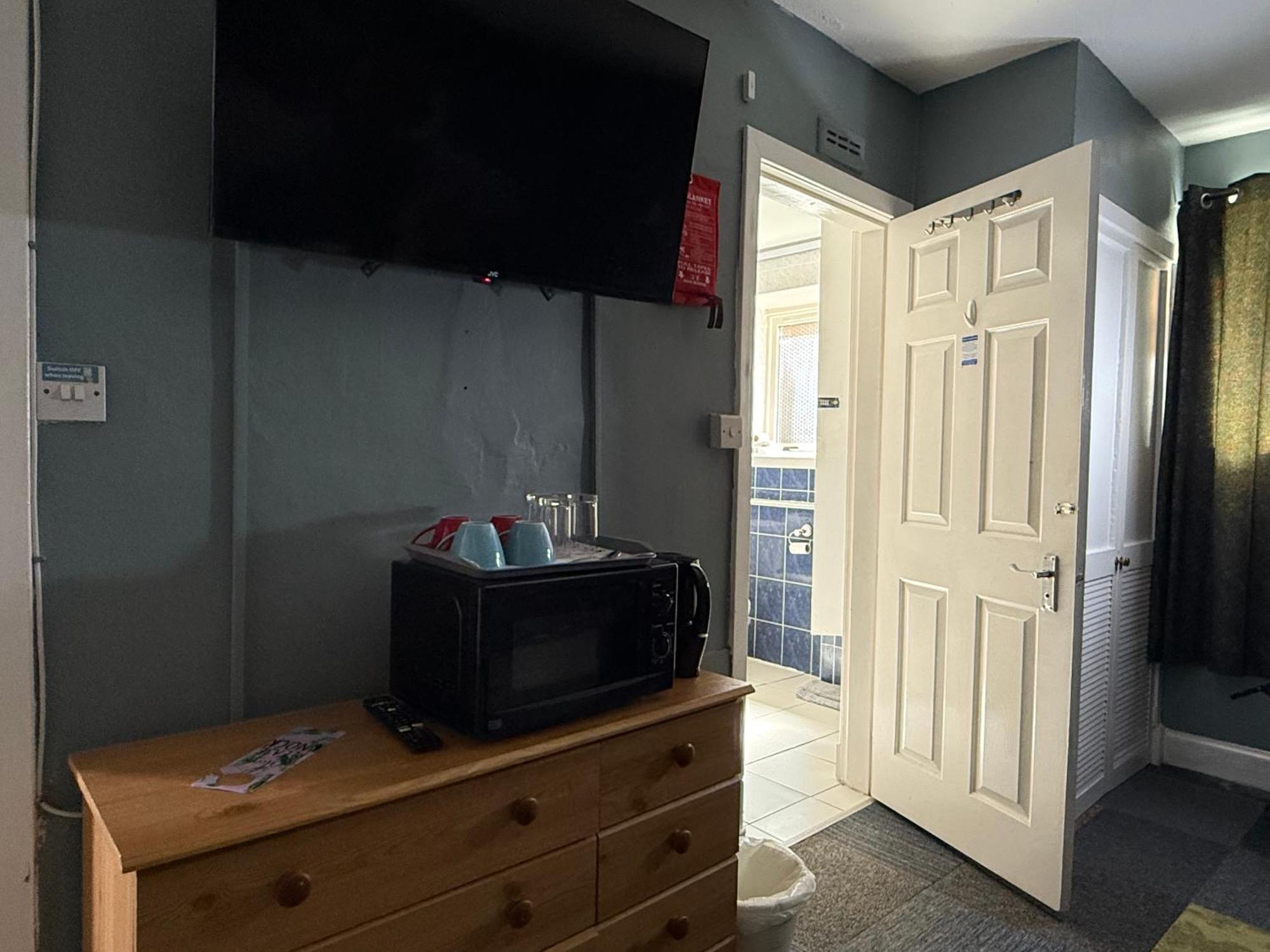 Self Check In Only The Castle, Bed & Breakfast Coldstream